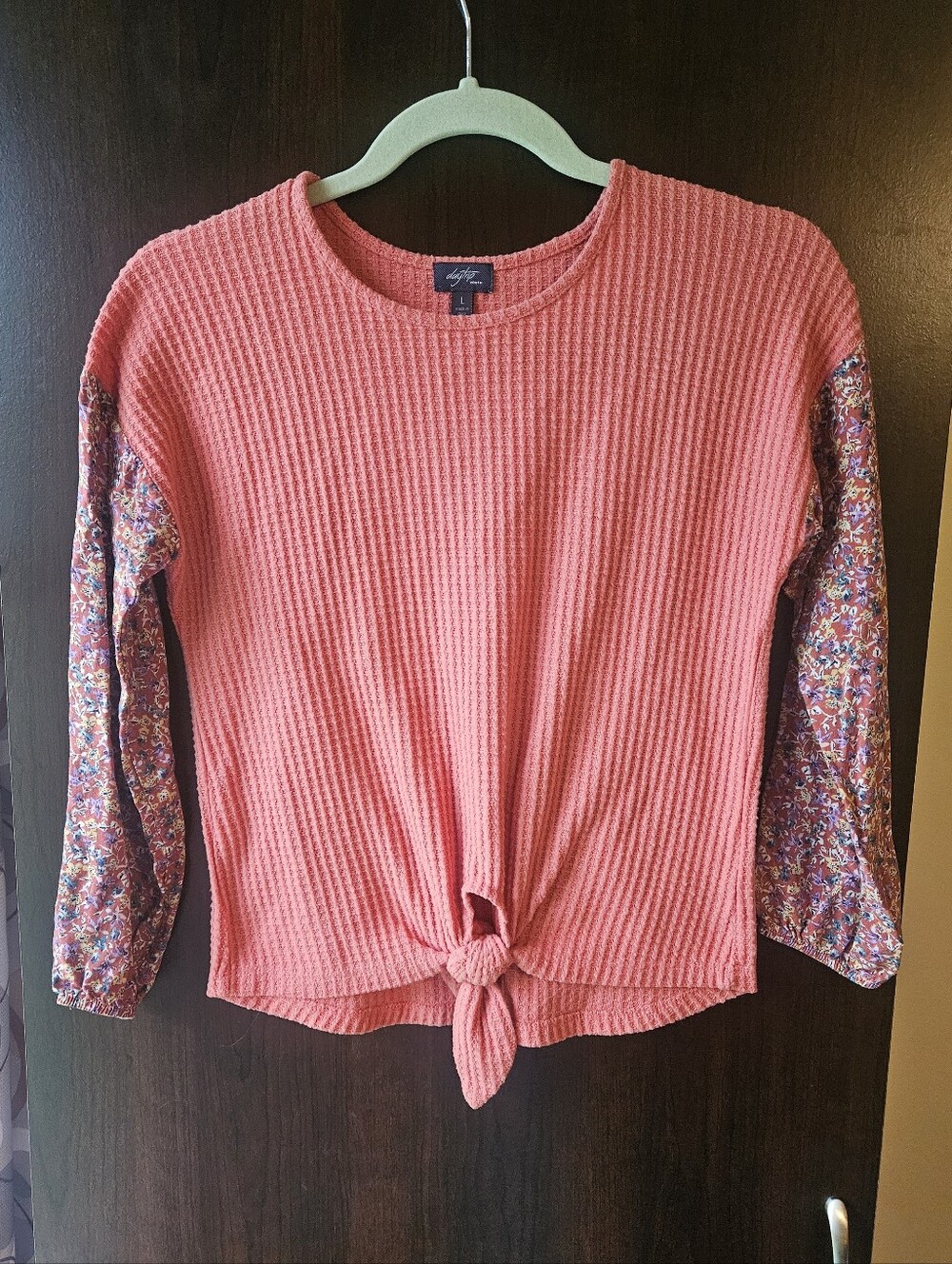 Daytrip Youth Coral Knit Tie-Front Top with Floral Long Sleeves Size Large